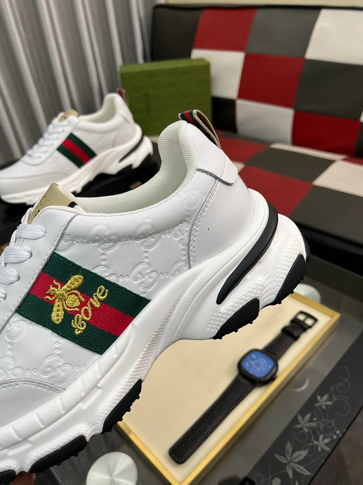 Men's Men's Shoes 💰458⌚️⌚️《Gucci*》The latest hot-selling casual shoes, top brand [seduce] luxury~purchase, top~quality. [Strong] The upper is made of imported breathable cowhide with material ➕ breathable sheepskin feet (•) and fine workmanship. Original stylish and stylish soft rubber wear-resistant and non-slip outsole, light and comfortable on the foot, size: 38-443️⃣colors available